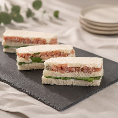 Tapadito Miga Jamón Crudo Queso Crema y Rúcula